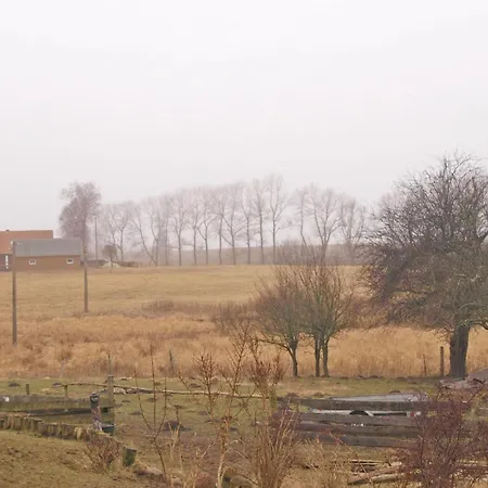 Awesome In With Kitchen 度假居